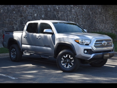 Used 2016 Toyota Tacoma TRD Off-Road for sale in DUMFRIES, VA 22026: Truck Details - 675286908 | Kelley Blue Book