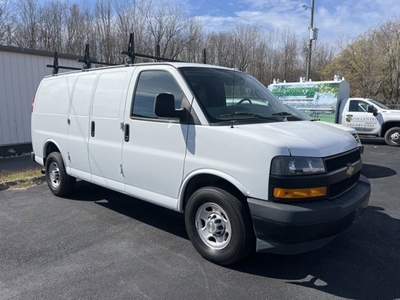 Used 2019 Chevrolet Express 3500 for sale in Fort Washington, MD 20744: Van Details - 676460490 | Kelley Blue Book
