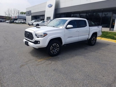 Used 2020 Toyota Tacoma TRD Sport for sale in Annapolis, MD 21401: Truck Details - 677447862 | Kelley Blue Book