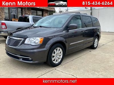 2016 Chrysler Town & Country