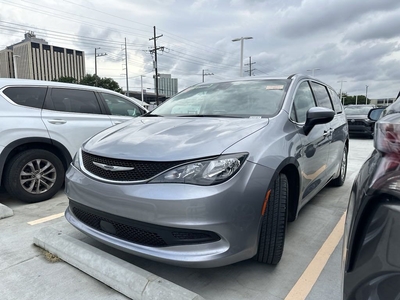 2021 Chrysler Voyager