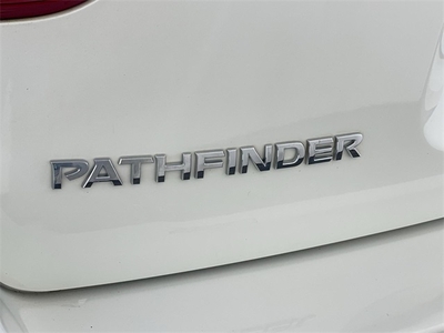 2018 Nissan Pathfinder SL in Wexford, PA