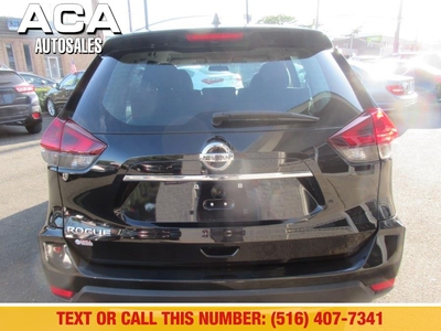 2018 Nissan Rogue FWD SV in Lynbrook, NY