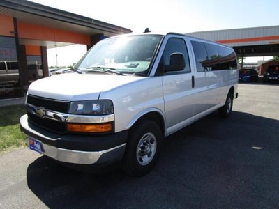 2019 Chevrolet Express 3500 for Sale in Northwoods, Illinois
