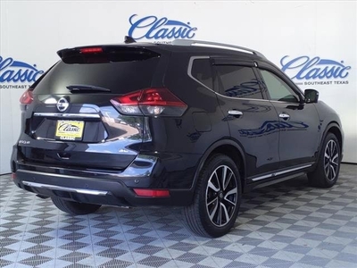 2019 Nissan Rogue SL in Beaumont, TX