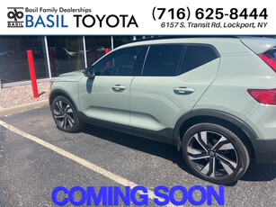Used 2023 Volvo XC40 Ultimate With Navigation & AWD