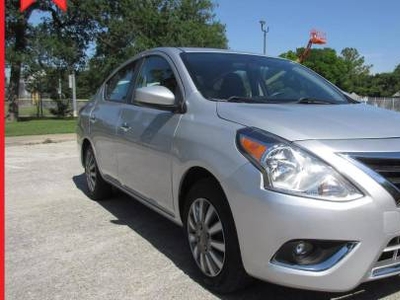 Nissan Versa 1600