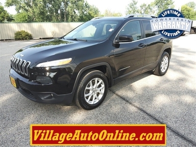 2018 Jeep Cherokee Latitude Plus for sale in Green Bay, WI
