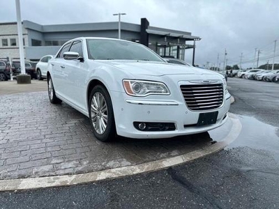 2013 Chrysler 300C for Sale in Co Bluffs, Iowa