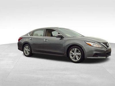 2018 Nissan Altima for Sale in Co Bluffs, Iowa