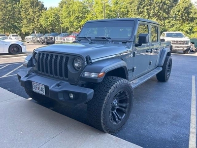 2020 Jeep Gladiator 4X4 Sport 4DR Crew Cab 5.0 FT. SB