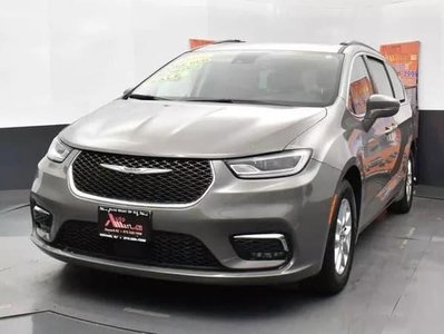 2022 Chrysler Pacifica for Sale in Hartford, Wisconsin