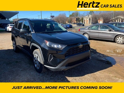 2021 Toyota RAV4 LE SUV