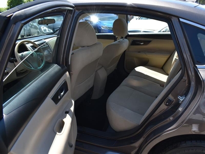 2015 Nissan Altima 2.5 SV 4dr Sedan in Hartford, CT