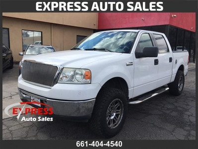 2006 Ford F-150 XLT Super Crew 2WD CREW CAB PICKUP 4-DR for sale in Bakersfield, California, California