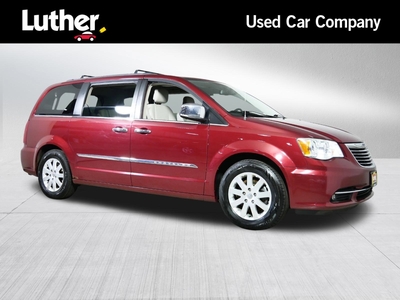 Chrysler Town & Country Touring-L