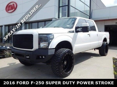 2016 Ford Super Duty F-250 SRW for Sale in Northwoods, Illinois