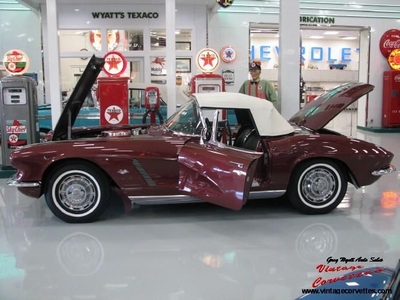 1962 Chevrolet Corvette Honduras Maroon 340HP 4 Speed