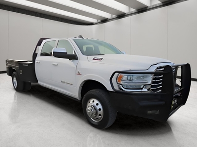 PRE-OWNED 2022 RAM 3500 LIMITED LONGHORN CREW CAB 4X4 8' BOX