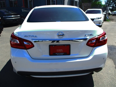 2017 Nissan Altima 2.5 SV in Everett, WA