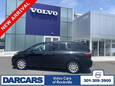 2017 Toyota Sienna for Sale in Northwoods, Illinois