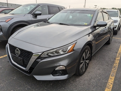 2019 Nissan Altima 2.5 SV in Rochester, NY