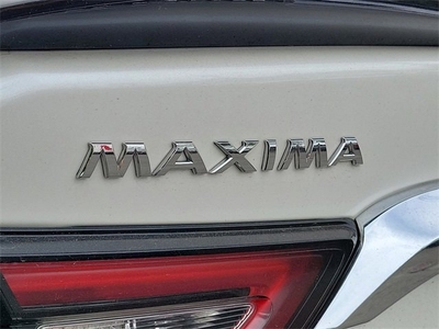2020 Nissan Maxima SR in Port Chester, NY