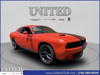 Certified 2019 Dodge Challenger SXT w/ Blacktop Package