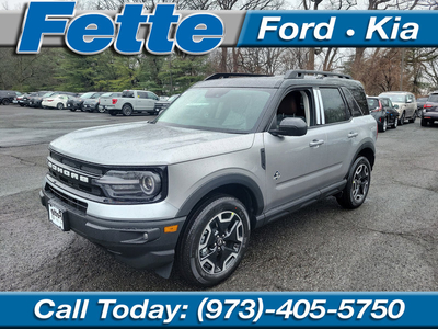 New 2023 Ford Bronco Sport Outer Banks w/ Tech Package