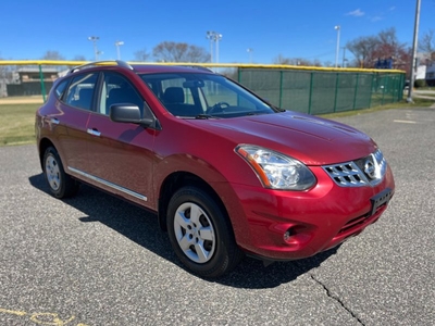 Used 2014 Nissan Rogue S w/ Convenience Package