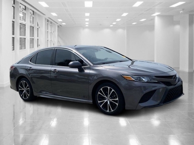 Used 2019Toyota Camry SE for sale in Orlando, FL