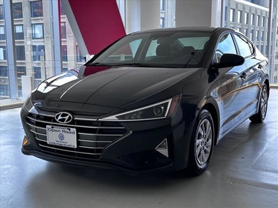 Used 2020 Hyundai Elantra SE w/ Cargo Package (C1)