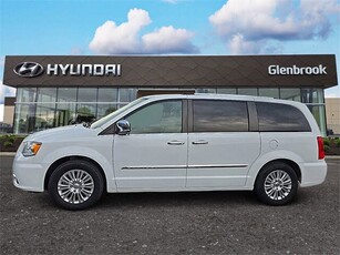 2015 Chrysler Town & Country