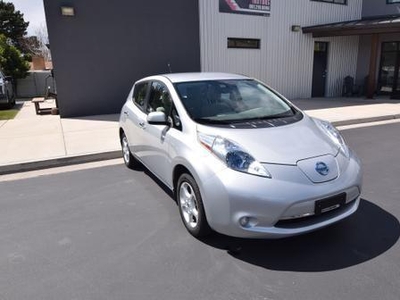 2014 Nissan LEAF for Sale in Co Bluffs, Iowa