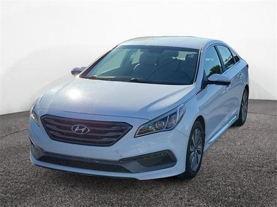 2015 Hyundai Sonata for Sale in Co Bluffs, Iowa