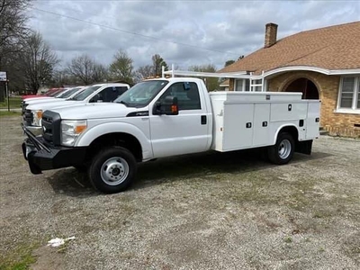 2016 Ford F-350 Chassis Cab for Sale in Co Bluffs, Iowa