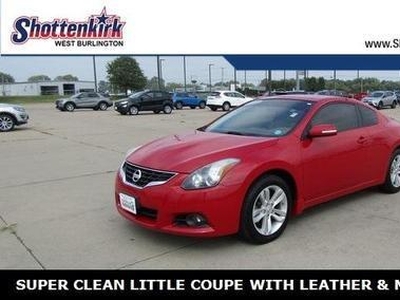 2012 Nissan Altima for Sale in Northwoods, Illinois