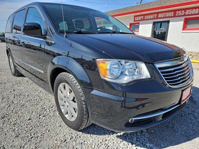 2016 Chrysler Town & Country for Sale in Crestwood, Illinois
