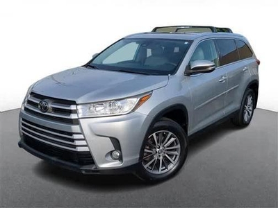 2019 Toyota Highlander for Sale in Secaucus, New Jersey
