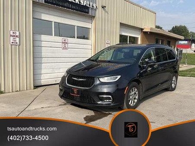 2021 Chrysler Pacifica for Sale in Crestwood, Illinois