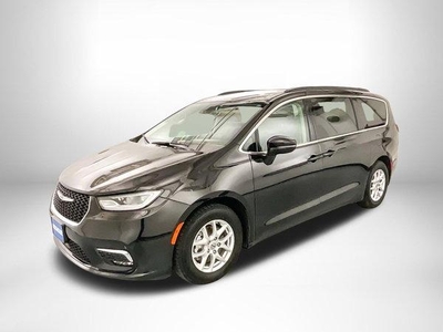 2022 Chrysler Pacifica for Sale in Crestwood, Illinois