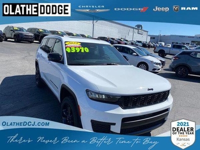 2023 Jeep Grand Cherokee L for Sale in Northwoods, Illinois