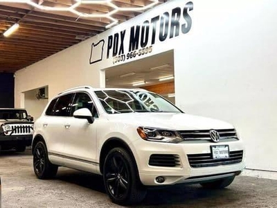 2013 Volkswagen Touareg for Sale in Chicago, Illinois