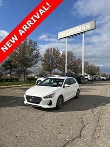 2018 Hyundai Elantra GT for Sale in Chicago, Illinois