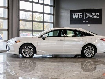 2019 Toyota Avalon for Sale in Chicago, Illinois
