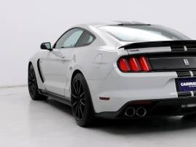 Ford Mustang 5200