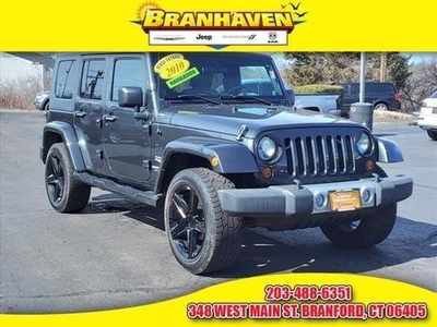 2010 Jeep Wrangler Unlimited for Sale in Chicago, Illinois