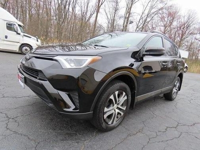 2017 Toyota RAV4 for Sale in Co Bluffs, Iowa