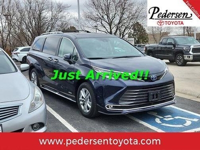 2021 Toyota Sienna for Sale in Chicago, Illinois
