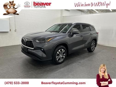 2023 Toyota Highlander for Sale in Chicago, Illinois